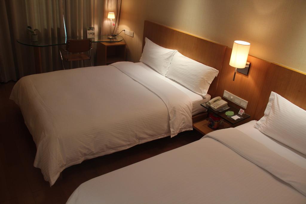 L'Otel Šanghaj Pokoj fotografie